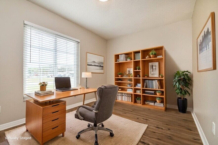 Building Photo - 420 Silver Hill Dr