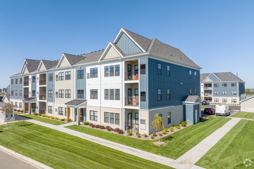Primary Photo - Elwood Apartment Homes