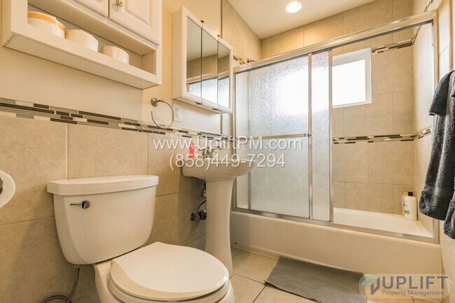 Building Photo - 4124 Gamma St