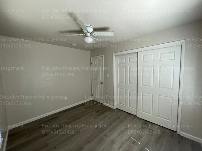 Building Photo - 3 bedroom/ 1 bathroom house located near Airport Dr/ Norris Rd