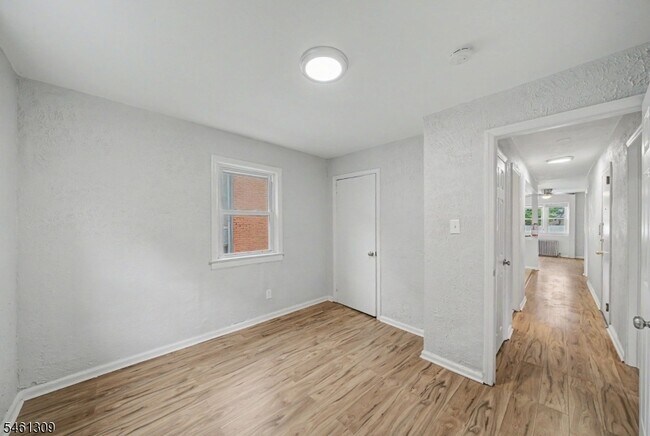 Building Photo - 1019 Rivington St