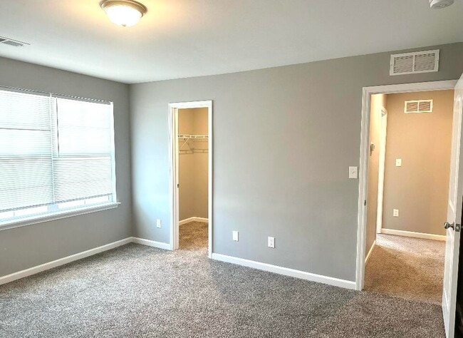 Building Photo - 2601 Hailey Rose Way