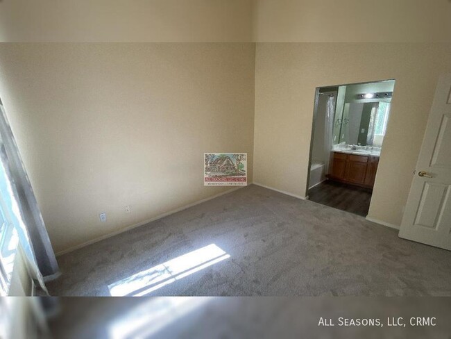 Building Photo - 3695 Strawberry Field Grove