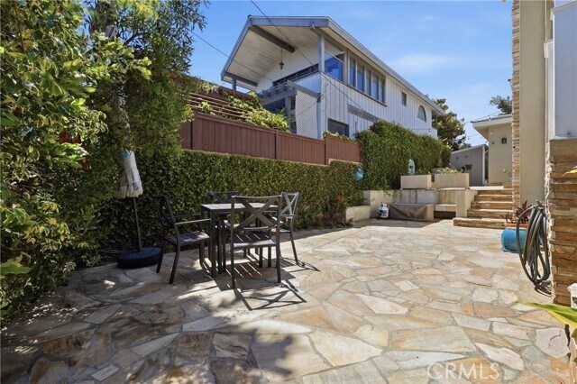 Building Photo - 628 Via Monte Doro