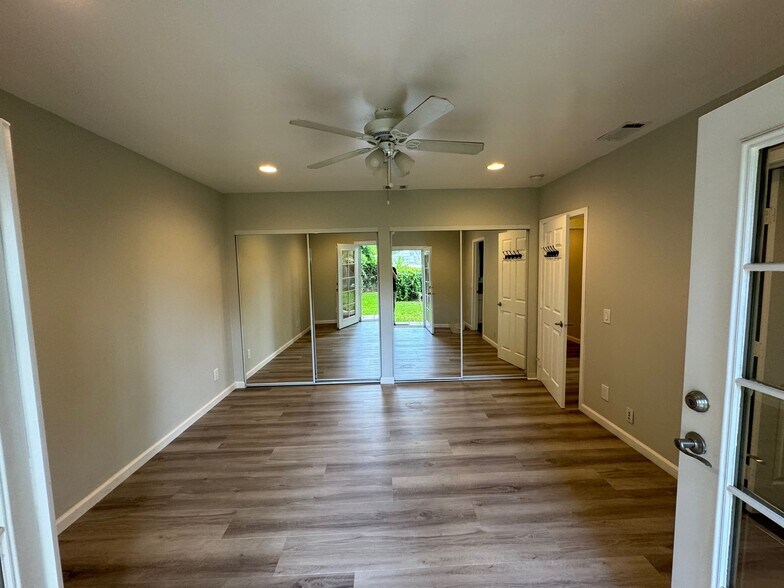 Building Photo - 18043 Martha St