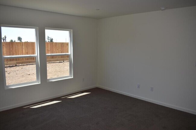 Building Photo - 4041 Bayonet Dr