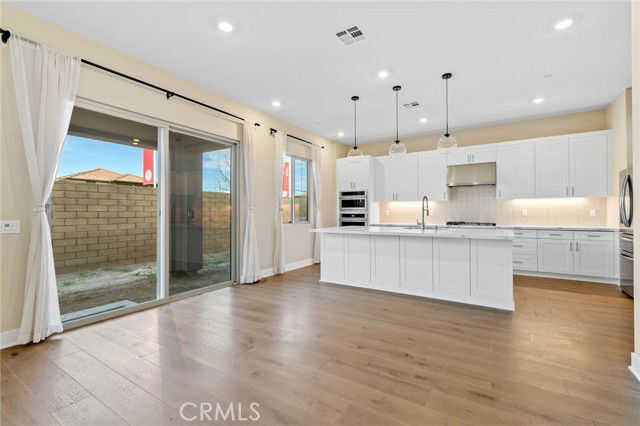 Building Photo - 106 Irvine Center Dr