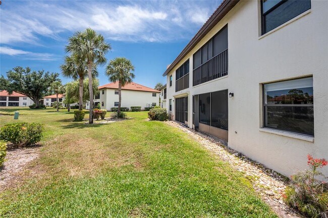 Building Photo - 511 Pine Hollow Cir