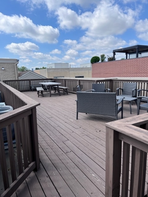 Shared rooftop - 1410 W Belmont Ave
