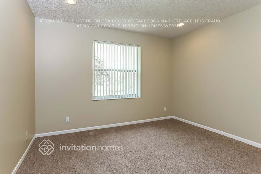 Building Photo - 3148 SW 177th Ave