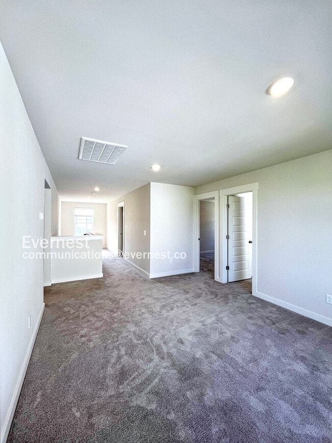 Building Photo - 506 Lyness Dr