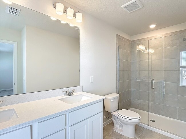 Building Photo - 2233 Southbury Dr