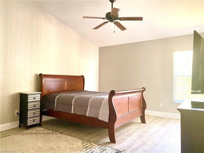 Building Photo - 3745 Fieldstone Blvd