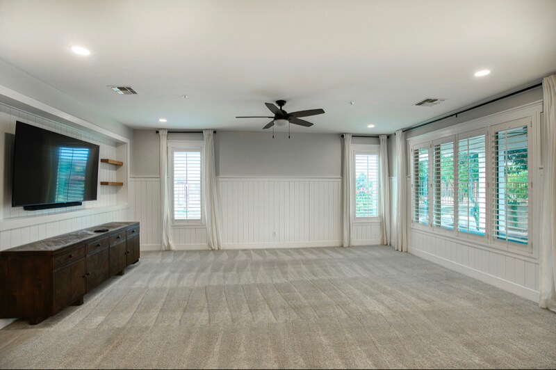 Building Photo - 14873 Luna Cir