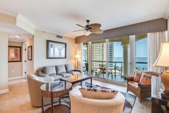 Building Photo - 1 Portofino Dr