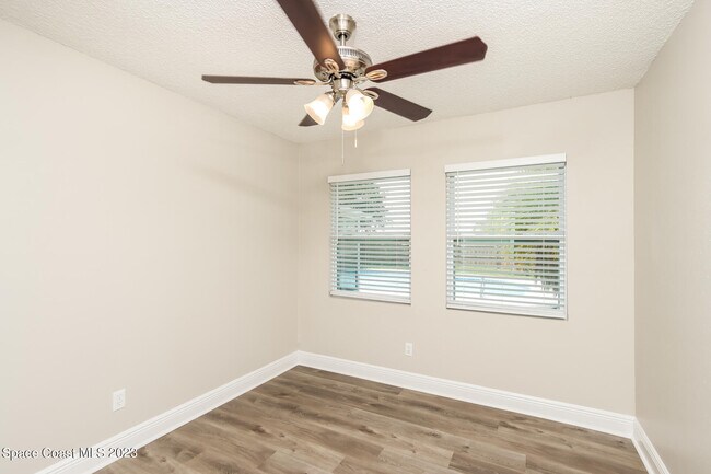 Building Photo - 1763 Fallon Blvd NE