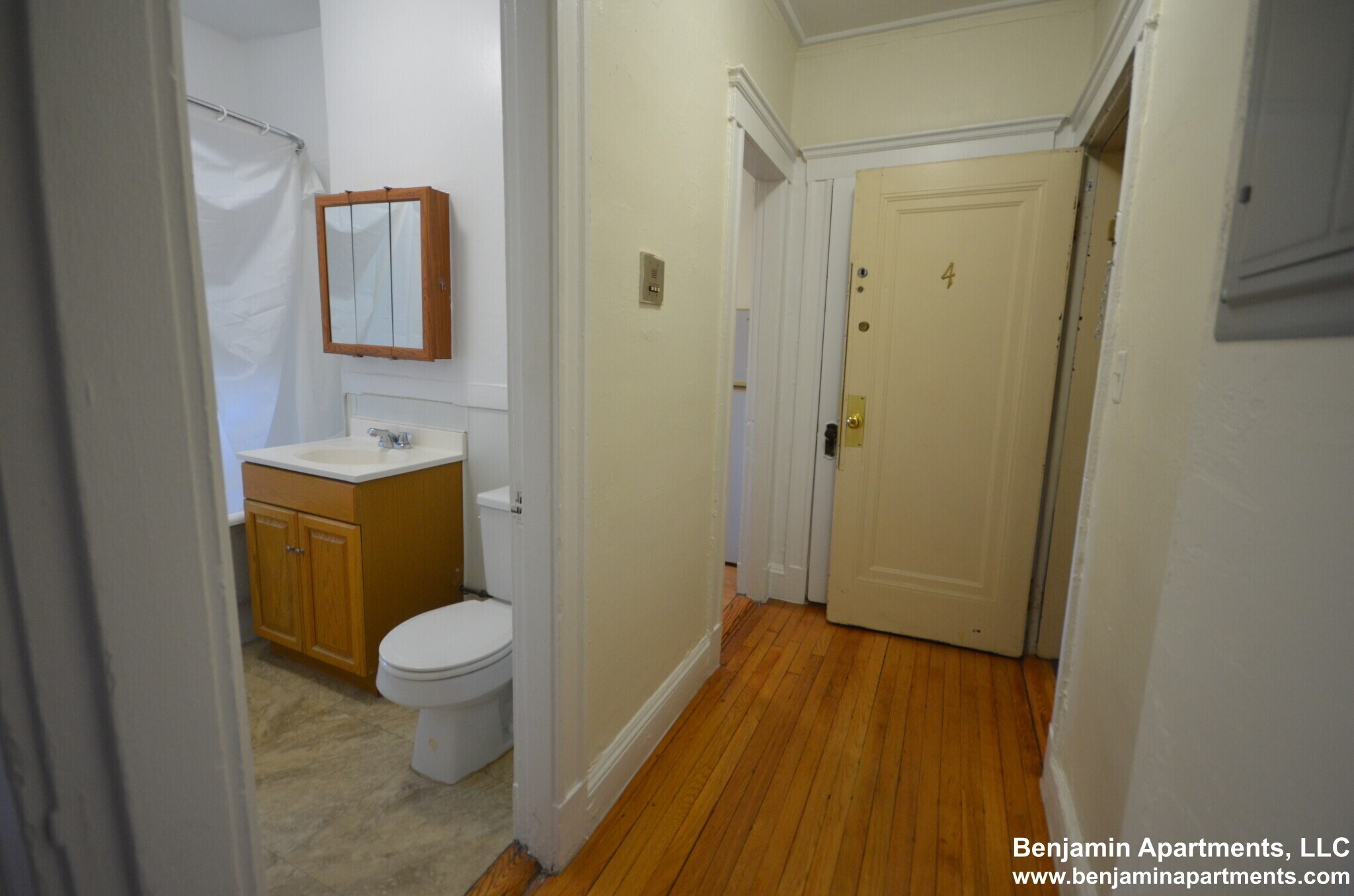 Building Photo - 11 Boylston St