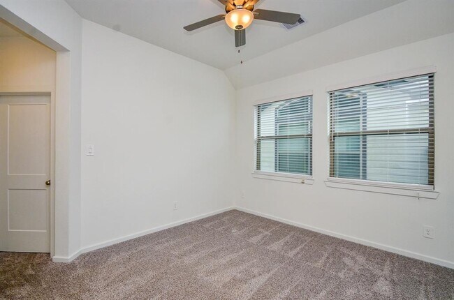 Building Photo - 1555 Rustling Creek Dr