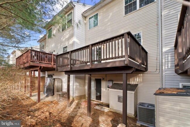 Building Photo - 7910 Beach Plum Ln