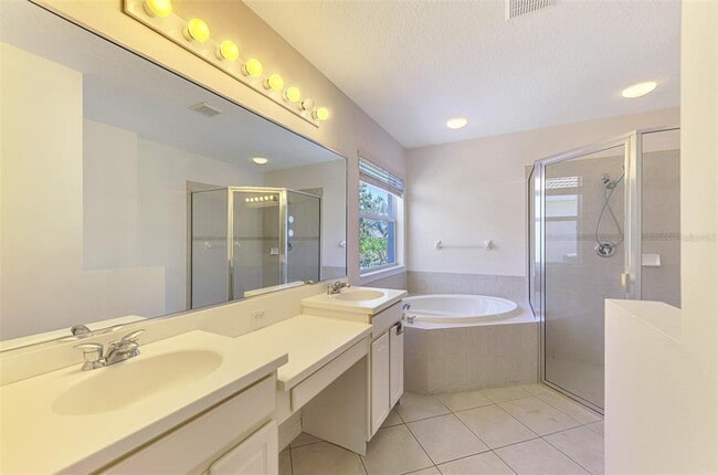 Building Photo - 8705 Monterey Bay Loop