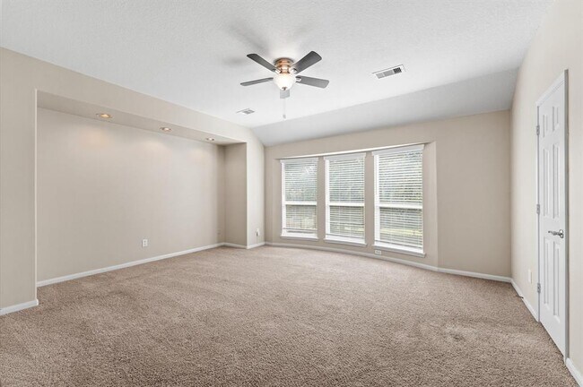 Building Photo - 406 Oak Stream Dr