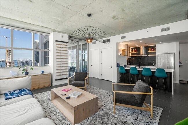 Building Photo - 3301 NE 1st Ave