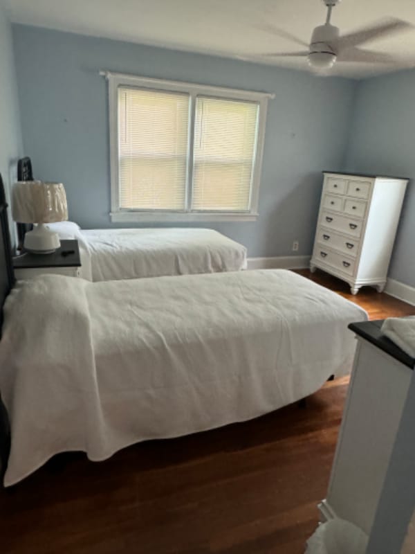 Building Photo - 400 Fourth St