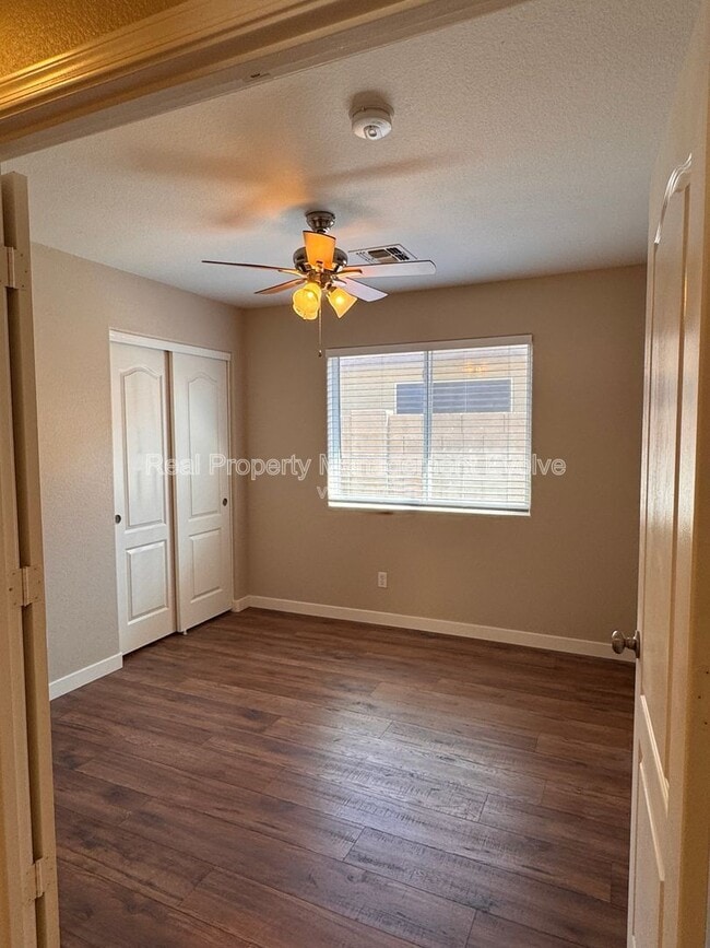 Building Photo - 22297 N 76th Dr