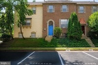 Building Photo - 2723 Manorhaven Ct