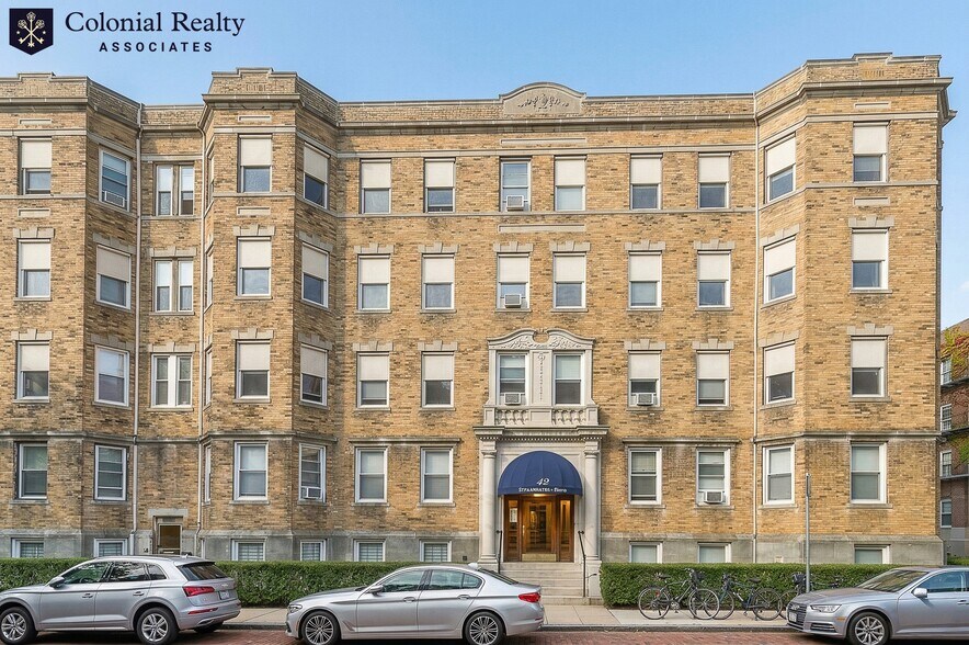 Building Photo - 42 Strathmore Rd