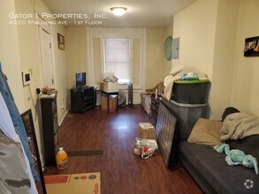 Building Photo - LARGE 1 Bedroom, renovated! FOR RENT!!