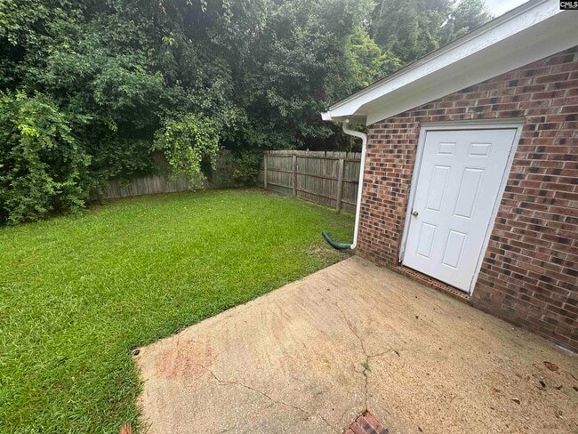 Building Photo - 3116 Plantation Dr