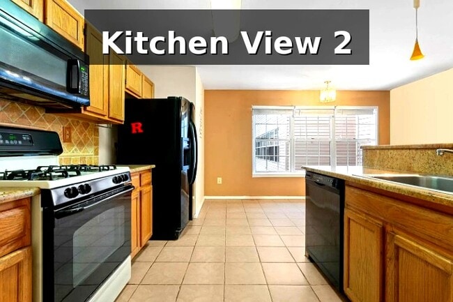 Building Photo - 415 Plymouth Rd