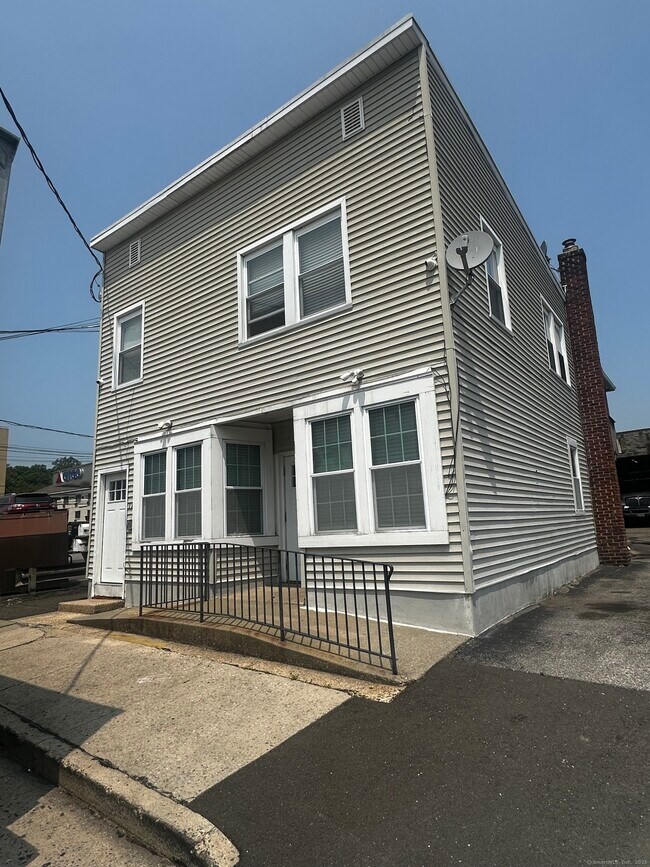 Primary Photo - 12 Fahey St