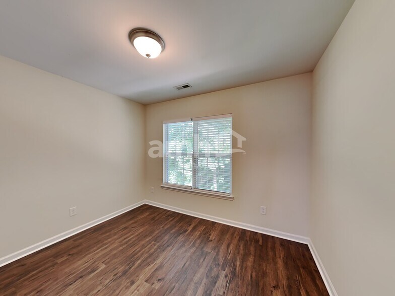Building Photo - 7009 San Juan Hill Ct