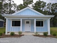 Building Photo - 120 Long Pond