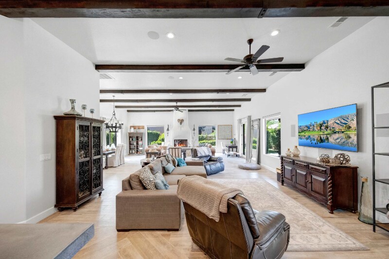 Building Photo - 57721 Santa Rosa Trail