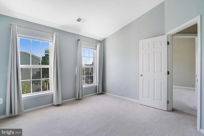 Building Photo - 6502 Trask Terrace