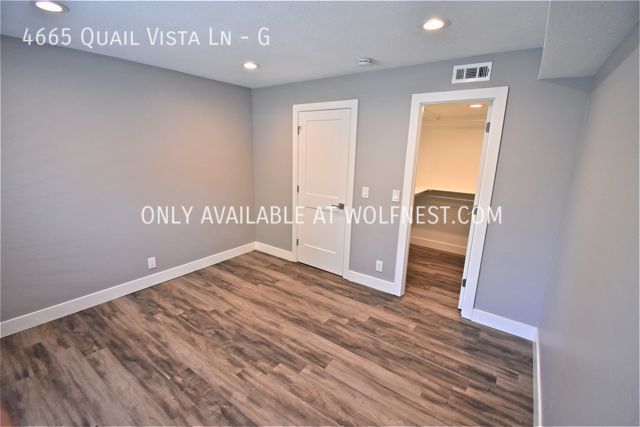 Building Photo - Remodeled 1 Bed Millcreek Condo! No Deposi...