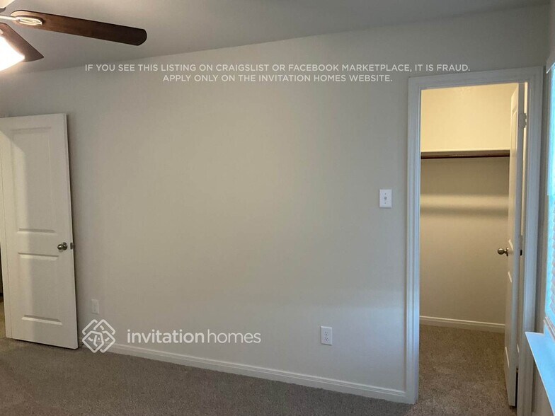 Building Photo - 10025 Pilot Pl