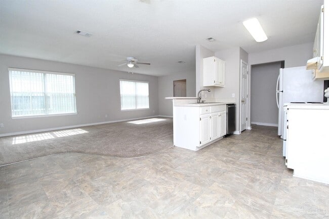 Building Photo - 6234 Cottage Woods Dr