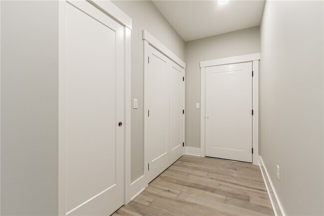 Building Photo - 640 Jefferson Ave