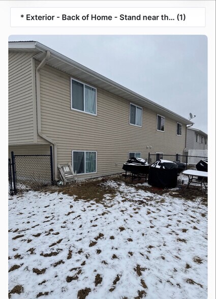 Building Photo - 1525 McIntosh Cir