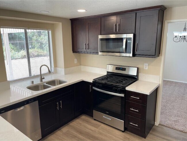 Building Photo - 41547 Yankee Run Ct