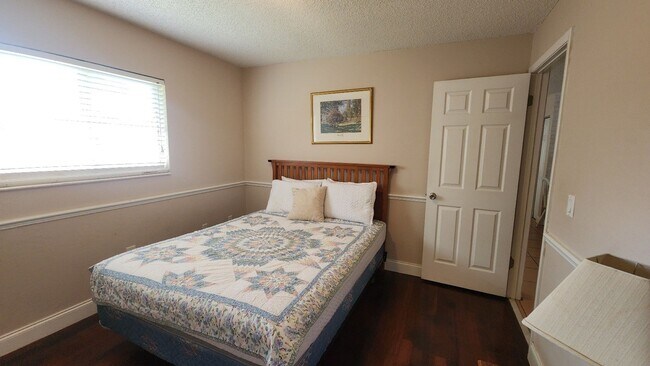 Building Photo - The Woodlands of Palm Coast- FURNISHED- 4 Bedroom 2 Bath- Long Term