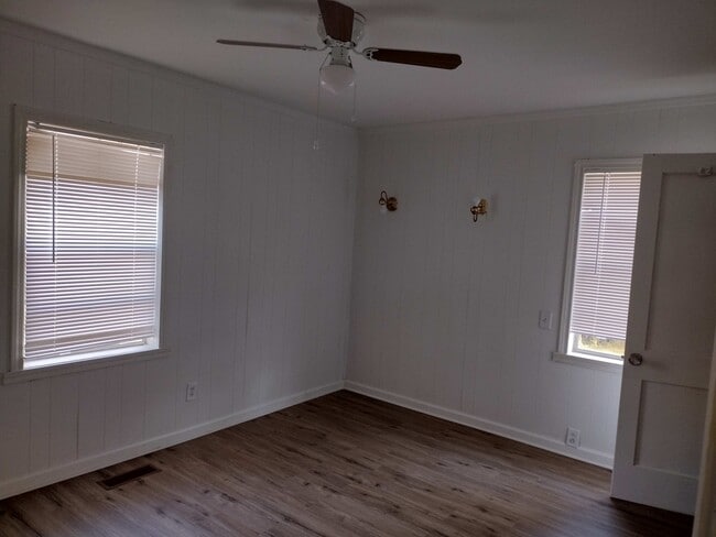 Building Photo - 5001 41st Way N