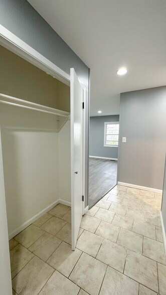 Building Photo - 32 Mullshire Ln