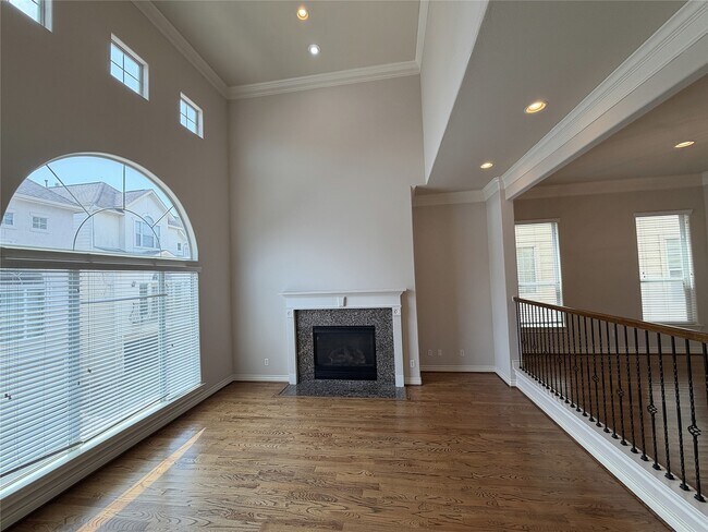 Building Photo - 2612 Edgefield Lakes Dr