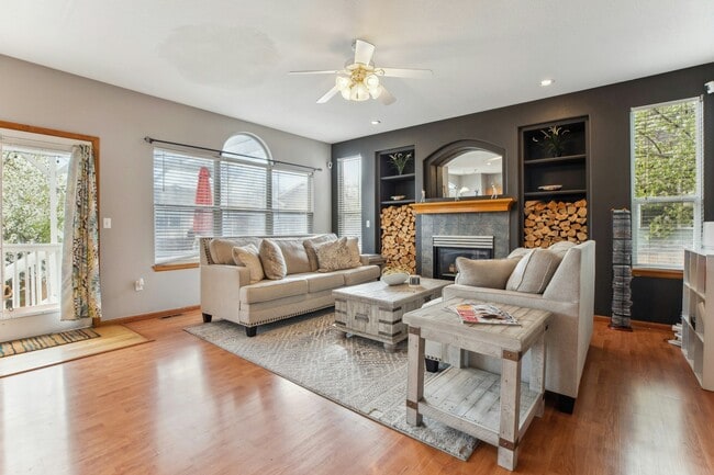 Building Photo - 5751 S Truckee St