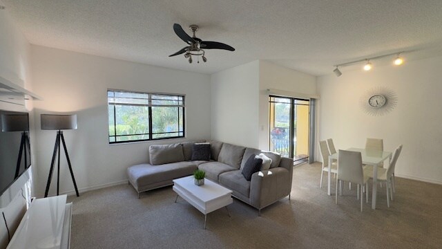 Building Photo - 2814 Grande Pky